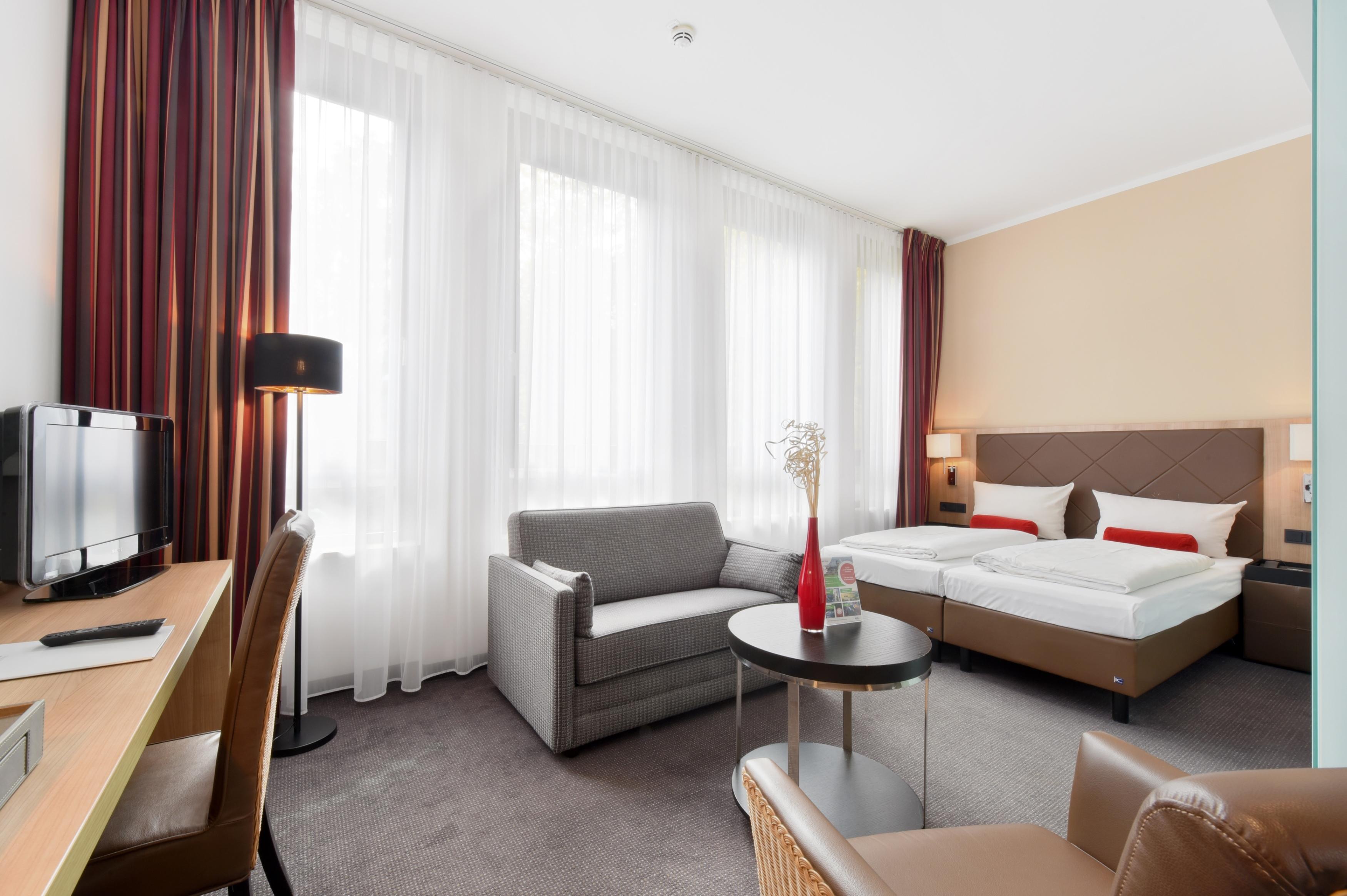 Achat Hotel Muenchen Sued ภายนอก รูปภาพ