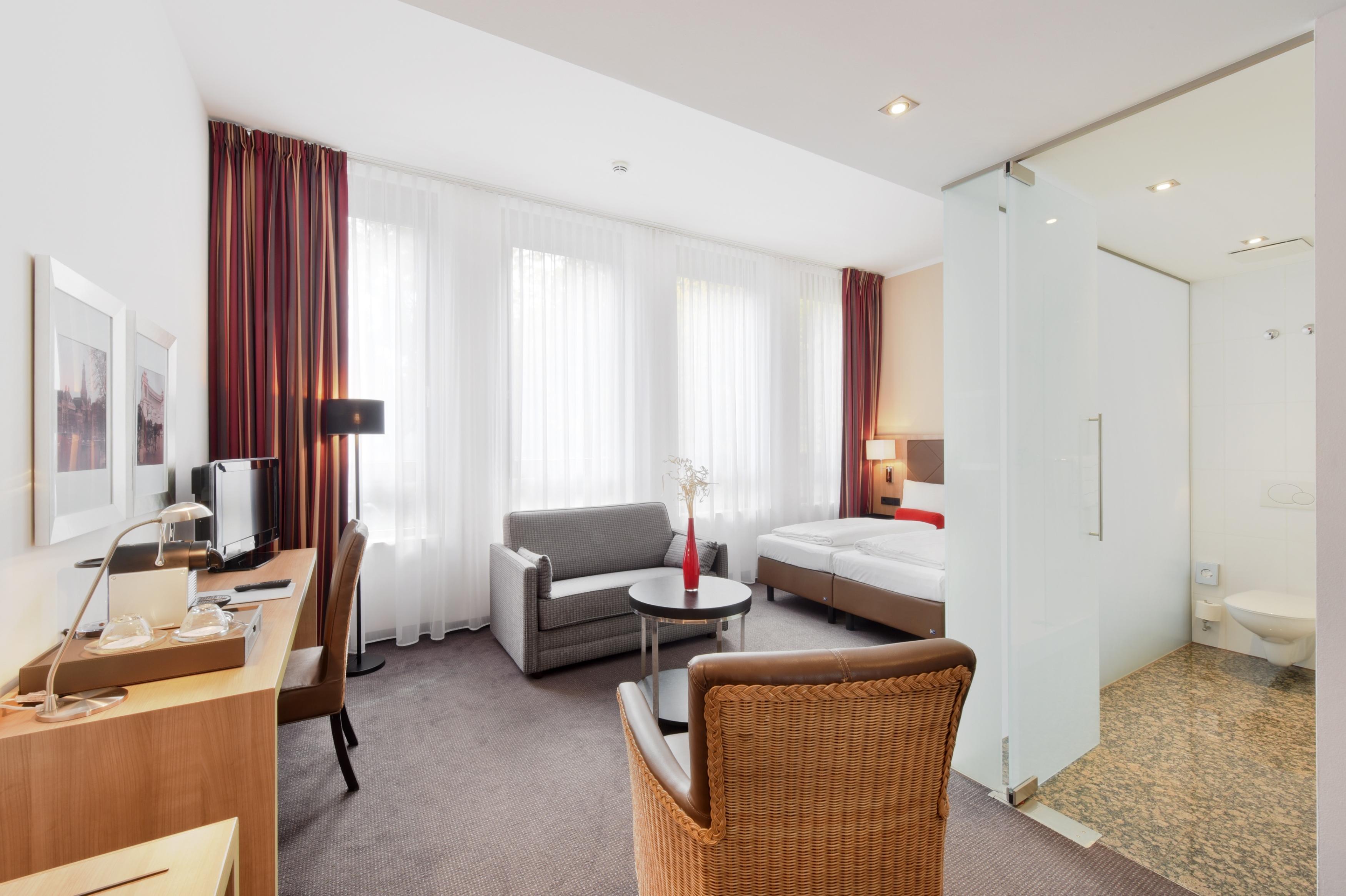 Achat Hotel Muenchen Sued ภายนอก รูปภาพ